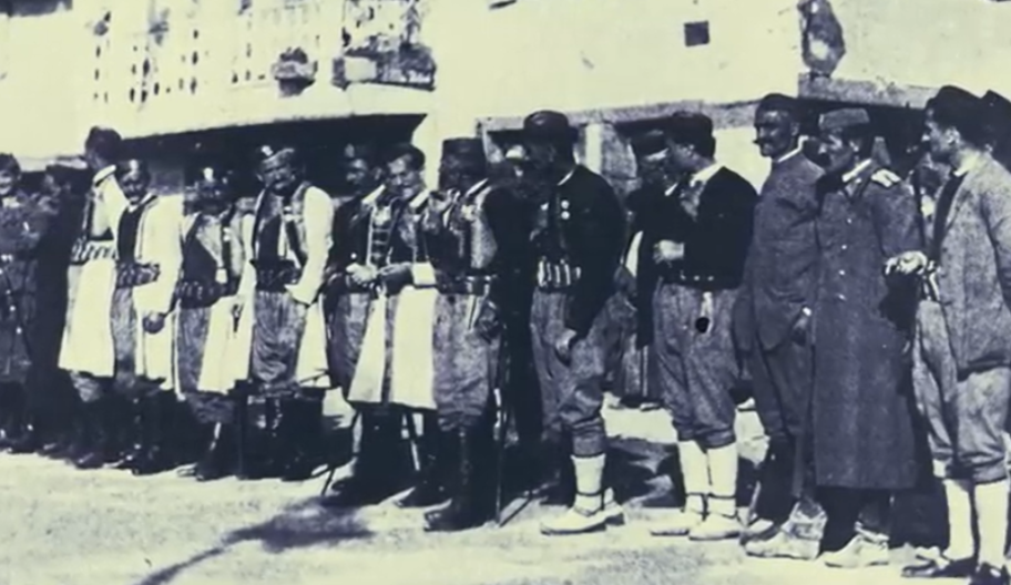 CRNOGORSKI ORLOVI ZATVORIŠE MOJKOVAČKA VRATA Srbija pamti: Da nije bilo krvavog Božića, ne bi bilo ni Vaskrsa na Kajmakčalanu!